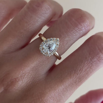 Princess 3.08 ct  Pear Ring